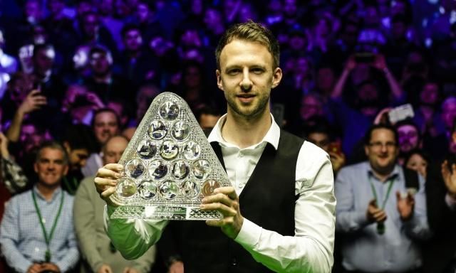 乏系统性的 乏系统性的