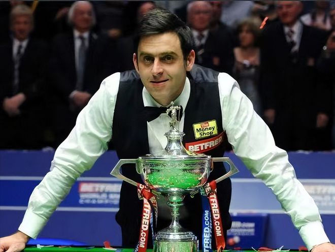 着众多顶尖 着众多顶尖